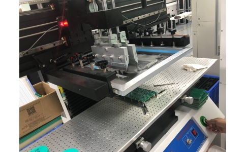 SMT�������ϵļӹ���������