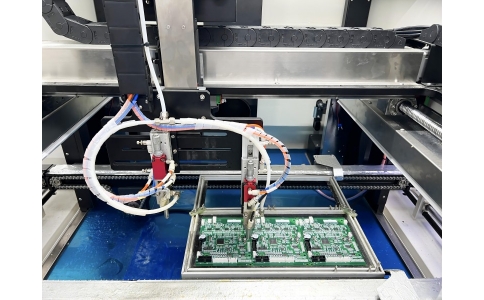 �Զ�������Ϳ���豸