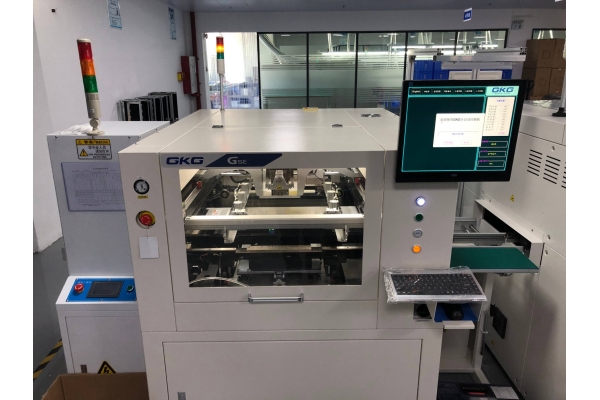 �ɶ�smt��Ƭ����ò��ʪ��