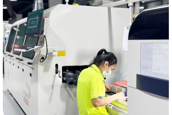 SMT��Ƭ�ӹ����麸�ٺ�ս��